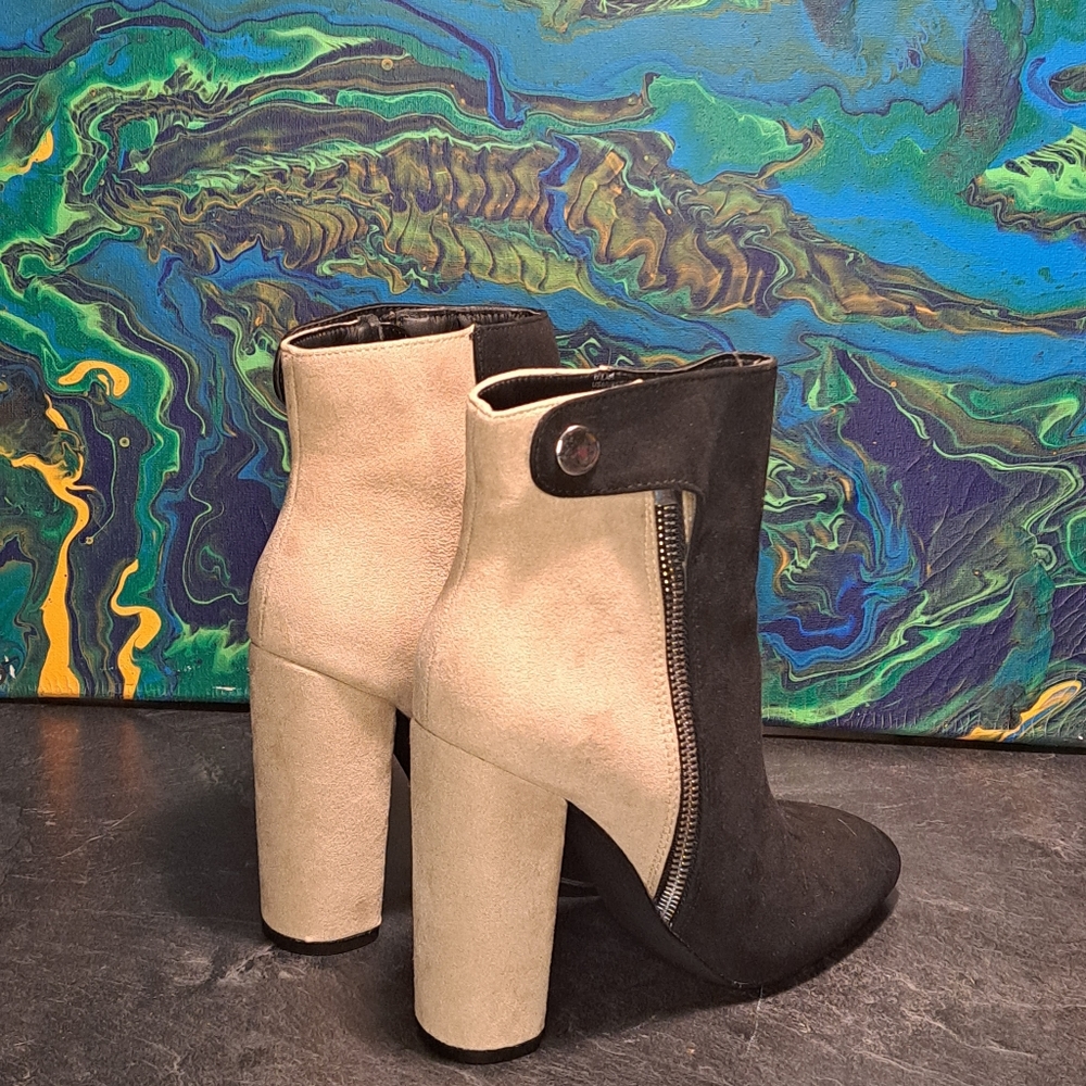 Booties - Picture 4 of 4